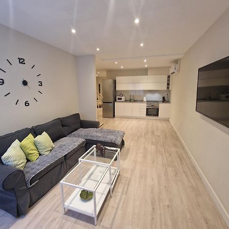 Barcelona Duplex De 3 Habitaciones L'Hospitalet de Llobregat Buitenkant foto